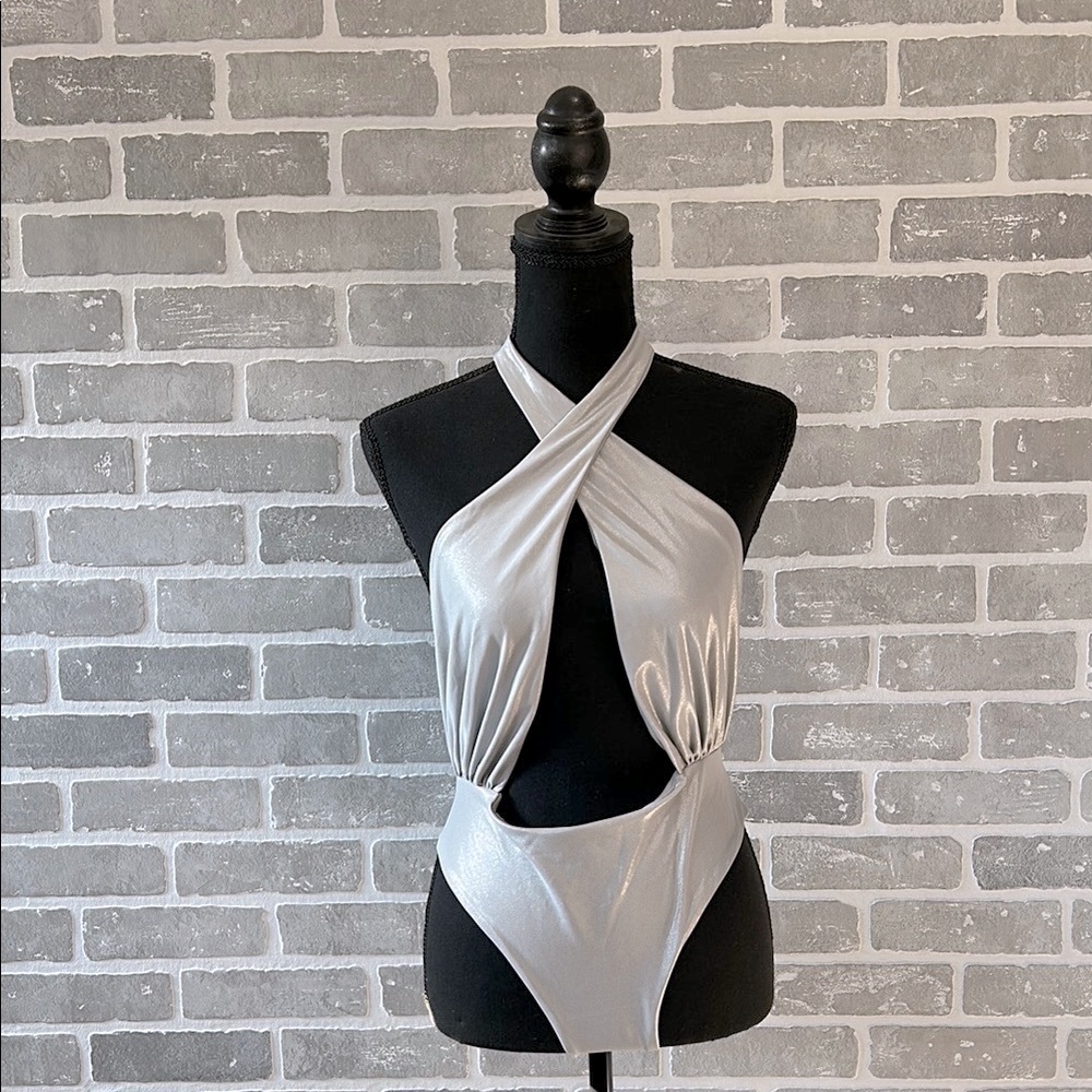 Urban Outfitters Silver Cut Out Halter One Piece Swimsuit NWT Small Y2K Metallic - Picture 3 of 8